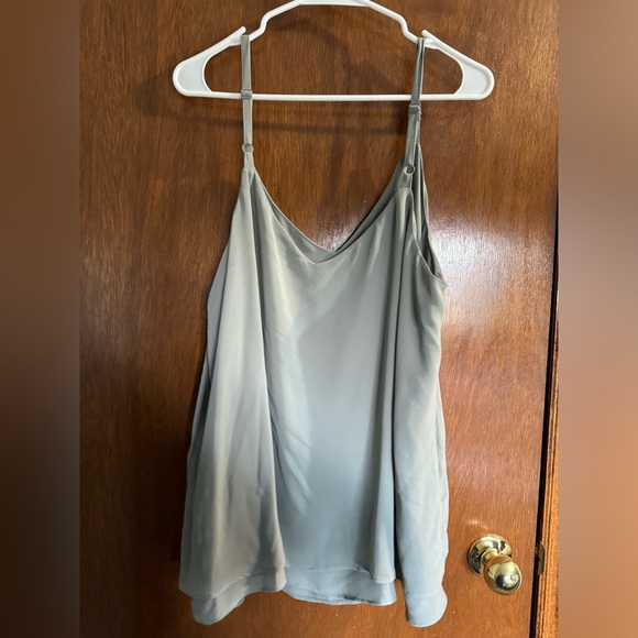 Torrid Tank Top Size 1 - Picture 2 of 4